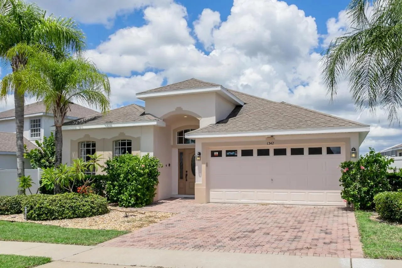 1342North Villa Davenport USA