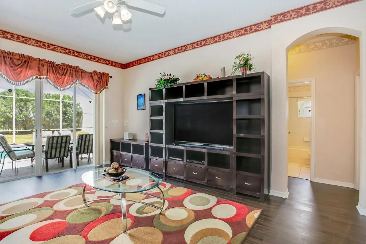 1342North Villa Davenport